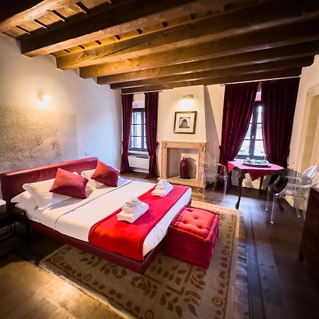 Truly Verona - Delle Erbe Suites Exteriör bild