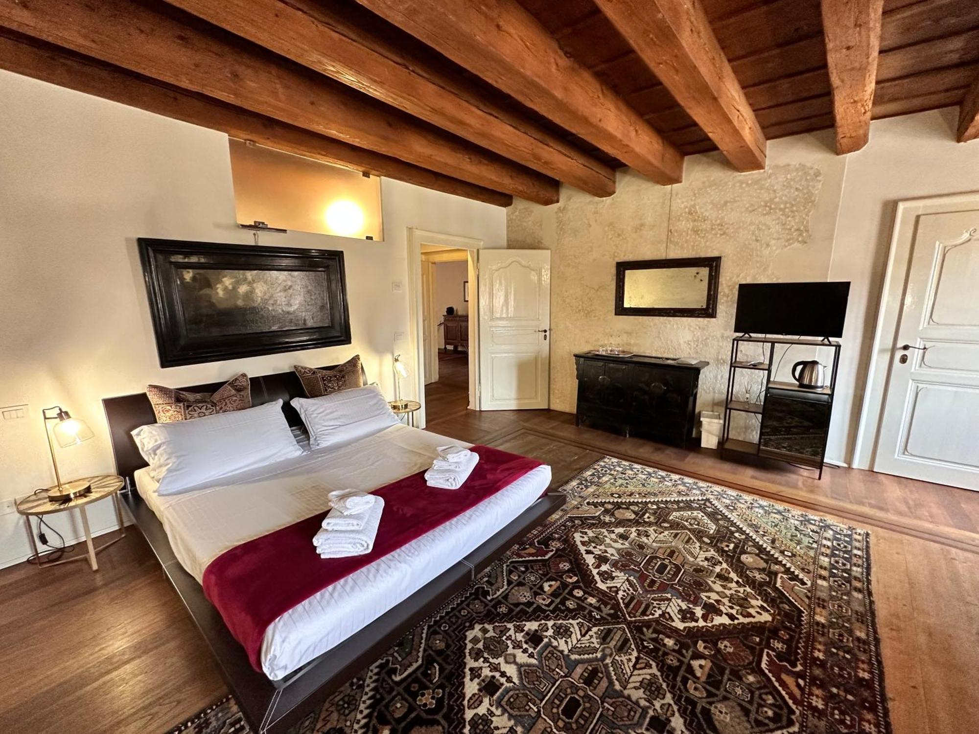 Truly Verona - Delle Erbe Suites Exteriör bild