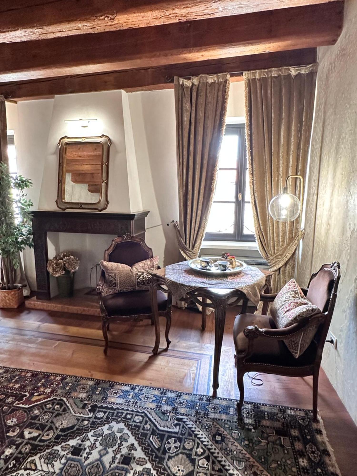 Truly Verona - Delle Erbe Suites Exteriör bild