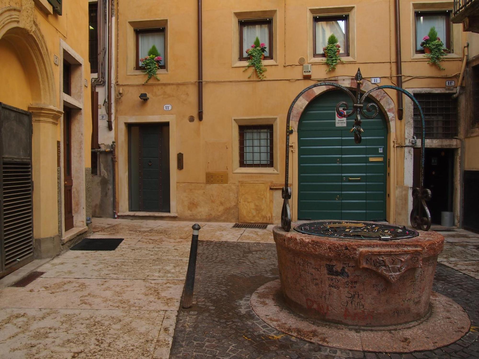 Truly Verona - Delle Erbe Suites Exteriör bild