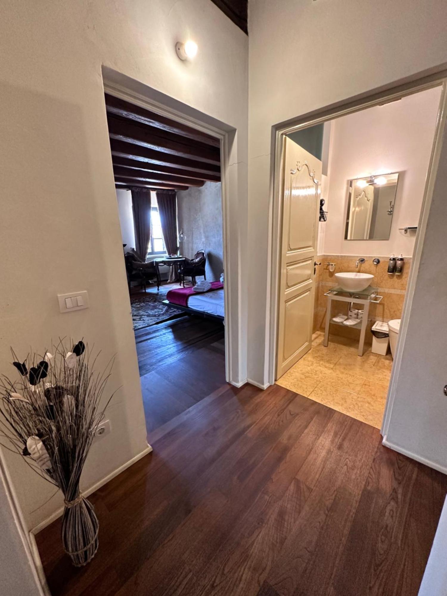 Truly Verona - Delle Erbe Suites Exteriör bild